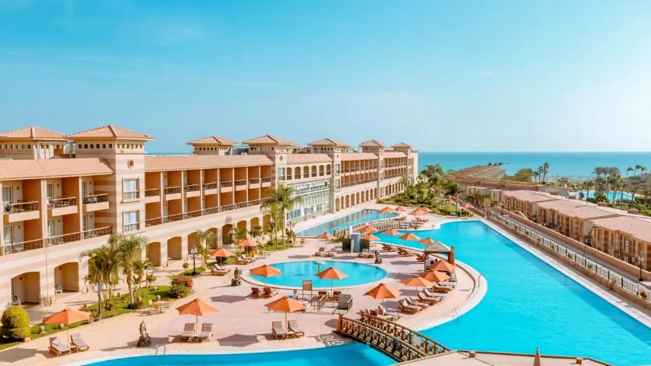 Hotel Coral Sea Beach & Aqua Park - Al Ain Sokhna